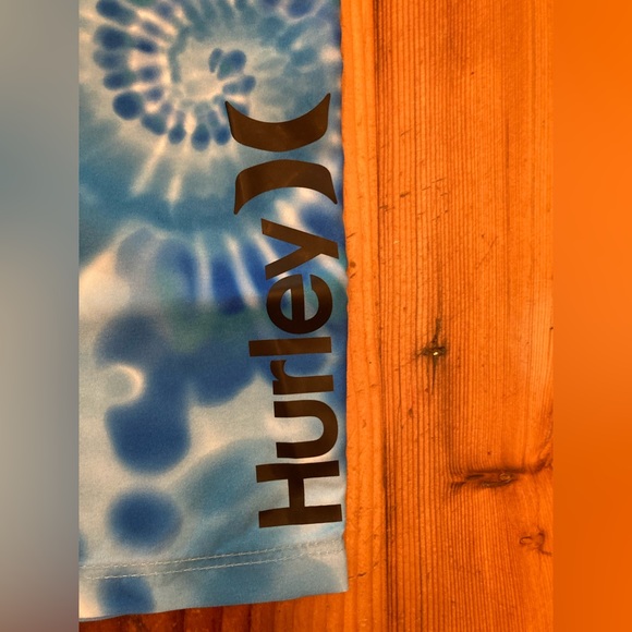 NWT Boys Hurley bathing suit bottom - Picture 3 of 6